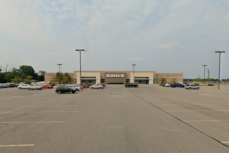 Lorain Woman, 71, Hands Scammer $30K in Shoebox at Kohl's Parking Lot