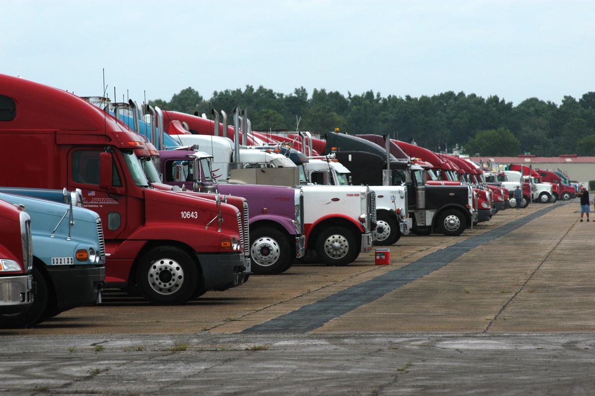 Louisiana Audit Finds Overweight Trucks Skip Scales, Costing Millions in Lost Fines