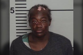Louisville 8-Year-Old Escapes Alleged Kidnapping as Woman Beats on Door With Metal Pole: Police