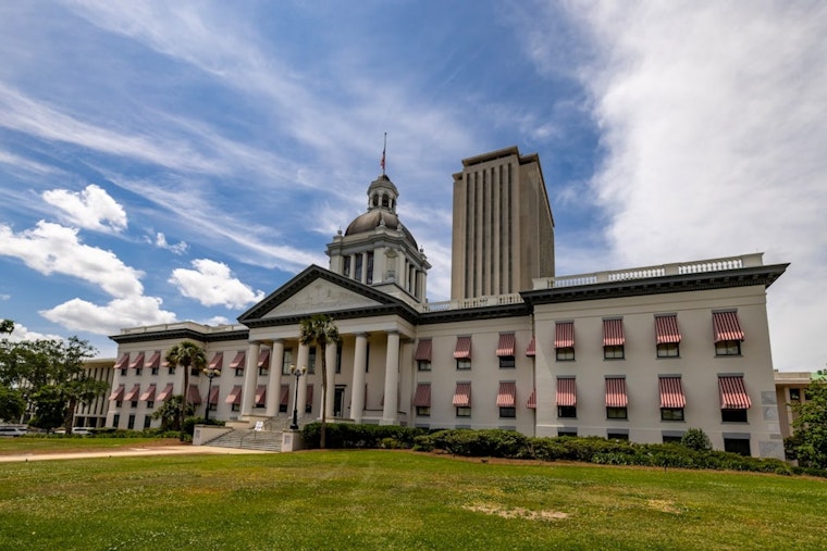 Louisville Couple Finishes 12-Year Quest to Visit All 50 State Capitols