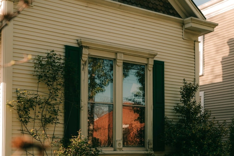 Louisville Homebuyers Finally Catch a Break as Listings Roar Back to 2020 Levels