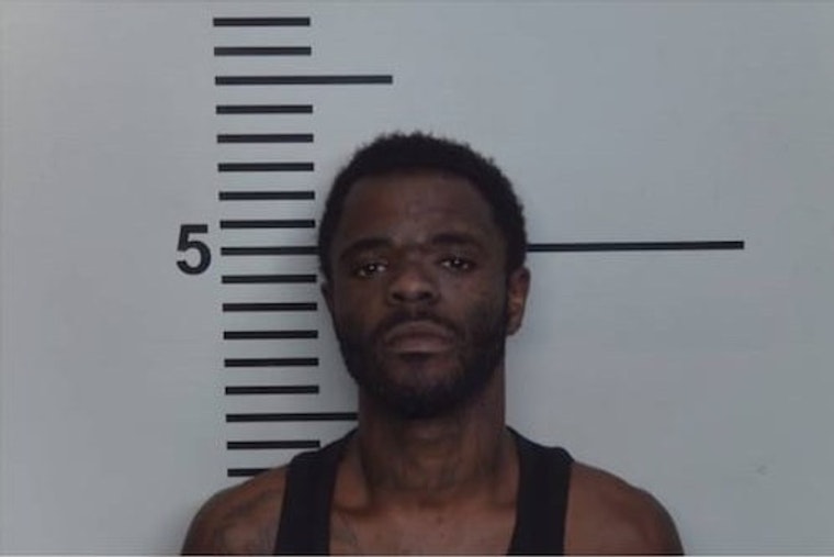 Louisville Man Accused of Grabbing 9-Year-Old by Neck, Assaulting Pregnant Woman