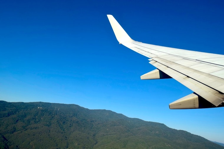Low-Flying Military Plane Spooks Wrightwood, Sends Doors and Windows Rattling