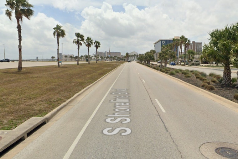 Man, 55, Pulled From Corpus Christi Bay Near Water's Edge Park Dies