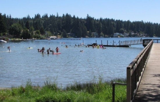 Man Dies After Personal Watercraft Slams Into Dock at Lake Goodwin
