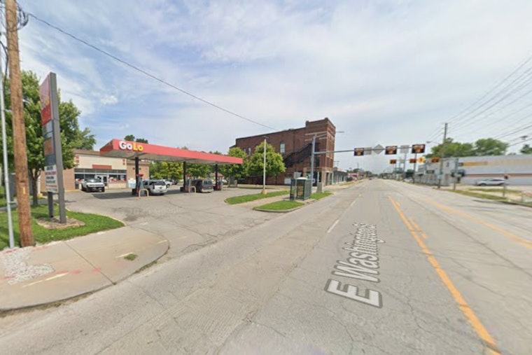Man Shot at Golo Gas Station on East Washington St, Indianapolis