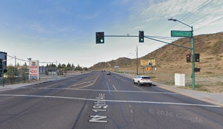 Man Stabbed Near 19th Ave and Cactus Road, Phoenix Police Hunt Suspect
