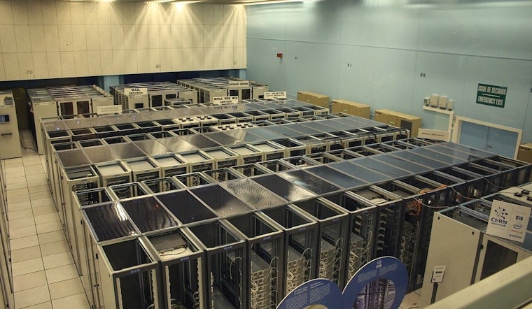 Manatee County Moves To Slam Brakes On AI Data Centers