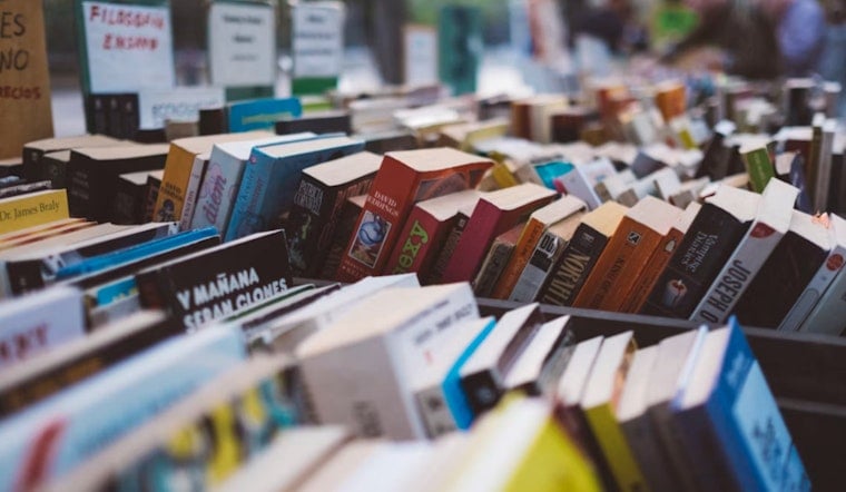 Mandarin's New Daisy Chain Book Co. Pours Wine With Its Reading Nooks