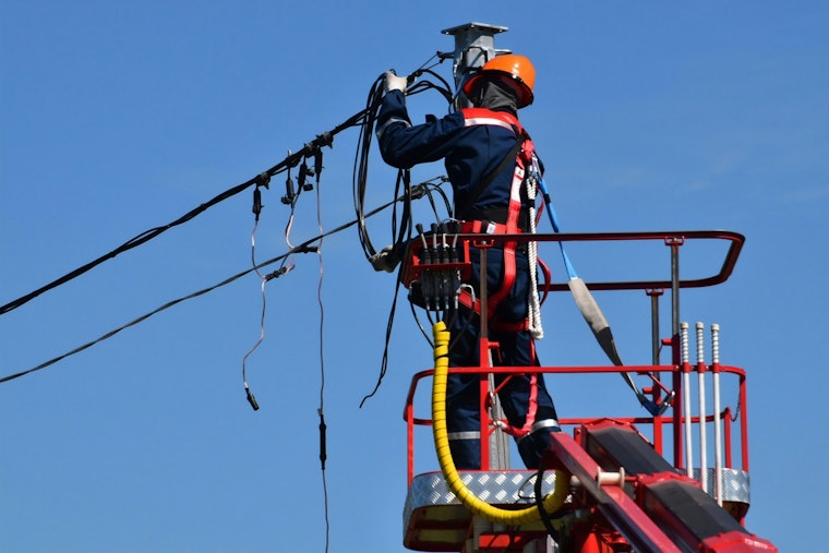 Mansfield Power Outage Knocks Out East Street to Back Bay Homes, Schools