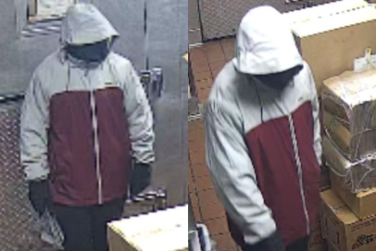 Masked Robber Hits West Point Del Taco Before Dawn, Deputies Hunt for Clues