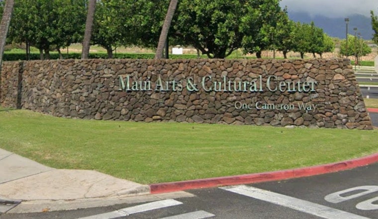 Maui Exhibit Traces Aloha Shirt Roots to a Kidnapped Chicago Reporter