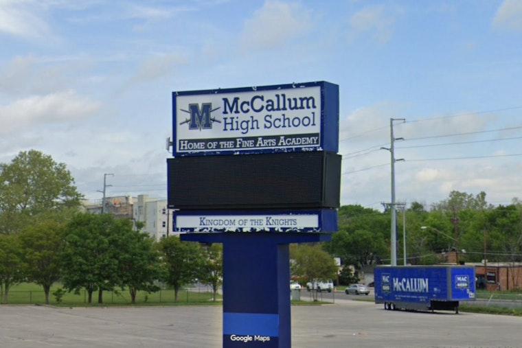 McCallum High School Begs for Fans as AC Fails Amid Austin Heat Wave