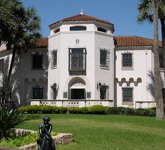 McNay Art Museum Puts 50 Artists Face to Face in New San Antonio Show