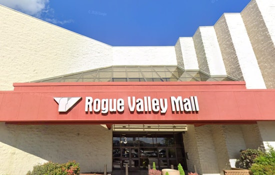 Medford Mall Houses World's Last Sam Goody Next to Oregon's Only Orange Julius