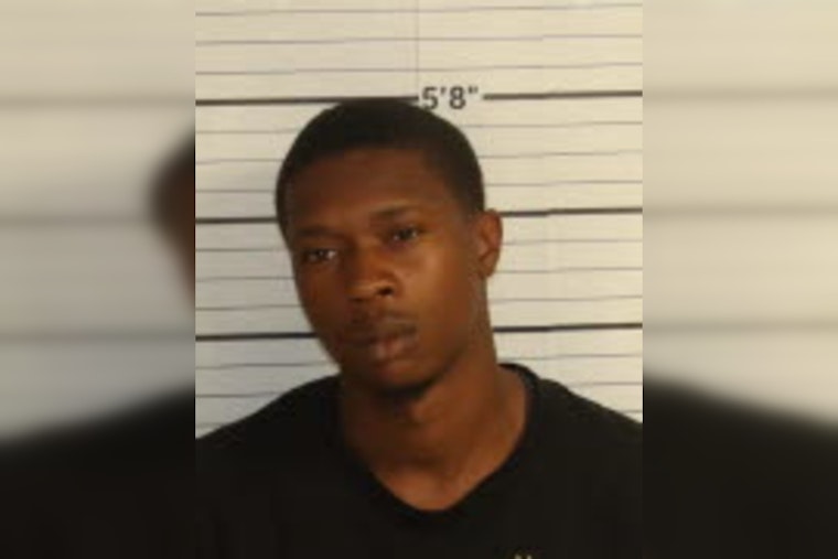 Memphis Man Bolts From Court After Bond Revoked, Sprints Into Downtown Street