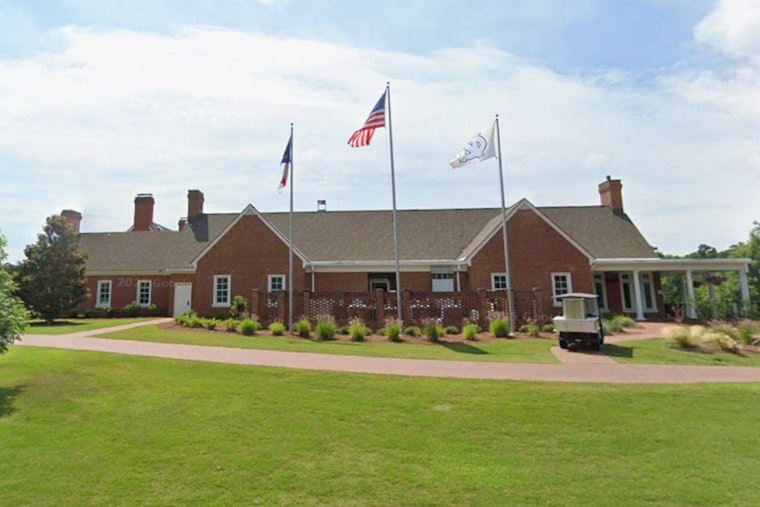 Merritt's Grill Opens Second Chapel Hill Spot at UNC's Finley Golf Club