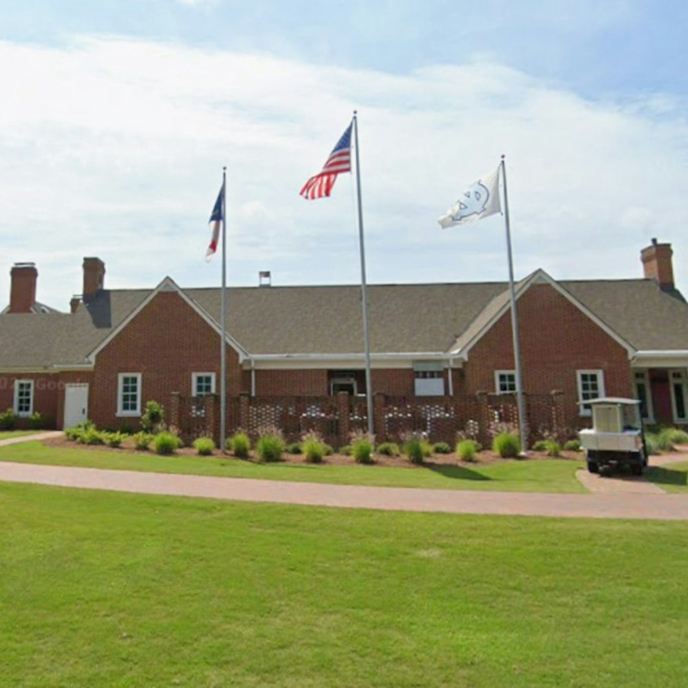 Merritt's Grill Opens Second Chapel Hill Spot at UNC's Finley Golf Club