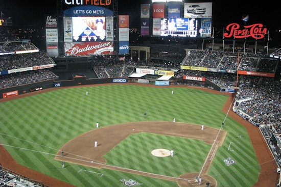 Mets Pair Last-Place Skid With Singles Night, Bet Big on Love at Citi Field