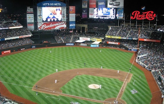 Mets Pair Last-Place Skid With Singles Night, Bet Big on Love at Citi Field