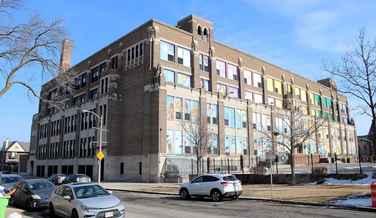 Milwaukee School Security Guard Charged With Grooming Middle School Students