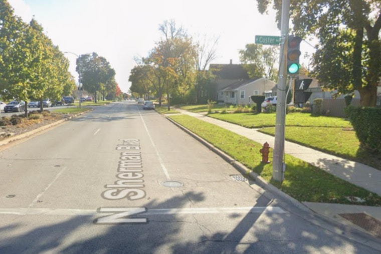 Milwaukee Squad Car Slams Into SUV Mid-Chase, Injuring 23-Year-Old