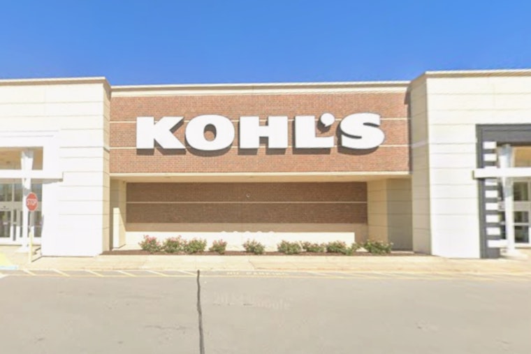 Milwaukee Woman Rams Two Squad Cars Fleeing Brookfield Kohl's Theft, Faces 44 Years