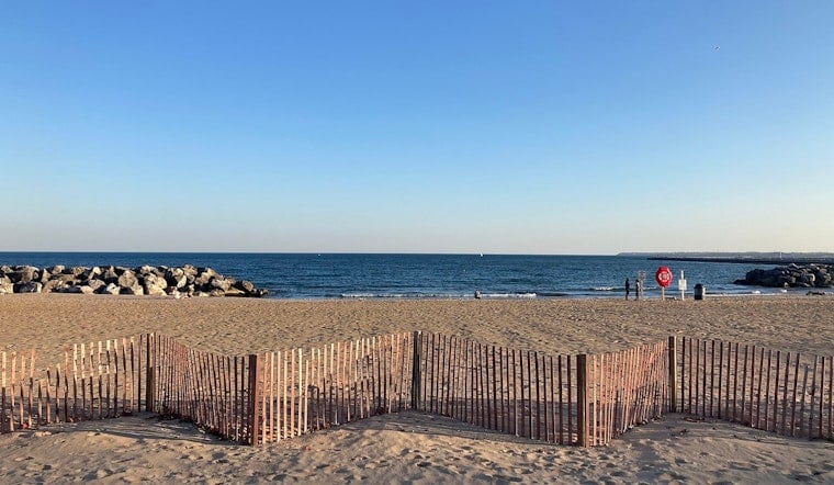 Milwaukee's ArtBlaze Closes Season With 25-Foot Inflatable Colossus at McKinley Beach
