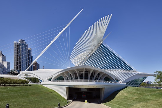 Milwaukee's Calatrava Wing Turns 25, Museum Unveils New Rotunda Exhibit