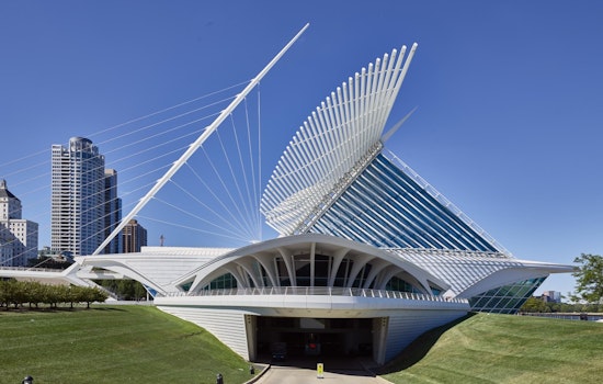 Milwaukee's Calatrava Wing Turns 25, Museum Unveils New Rotunda Exhibit
