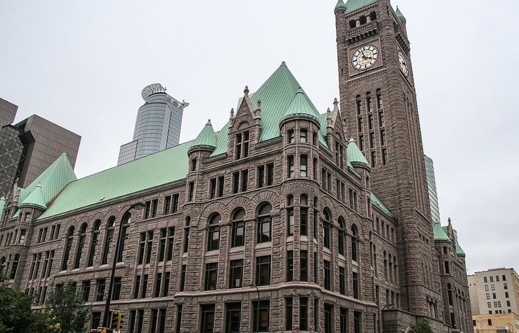 Minneapolis Scraps $250 Felony Pet Fee After Just 18 Applied in Six Years
