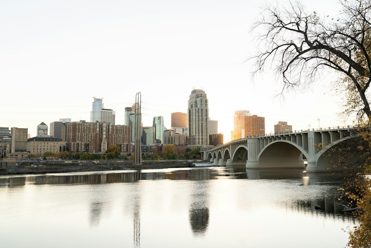 Minnesota Districts Jump the Gun on Labor Day, Resorts Fear Lost Bookings