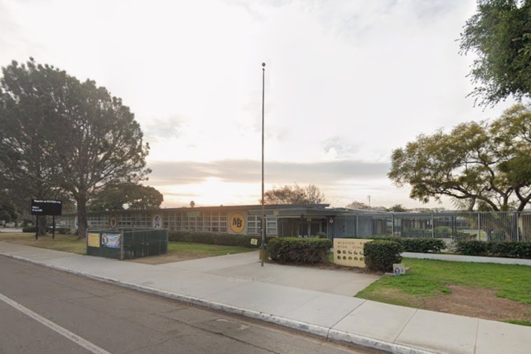 Mission Bay High Kicks Off $25M Overhaul, Students Adjust to Portables Until 2030