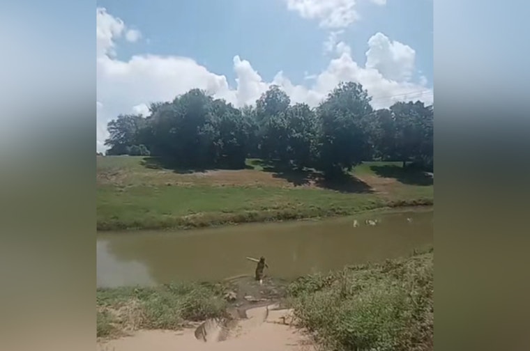 Missouri City Officers Jump Into Bayou to Save Autistic Boy, Chief Says