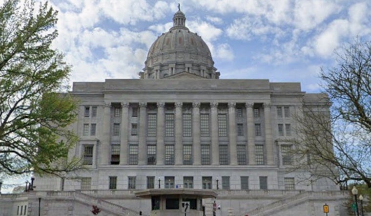 Missouri Ends 1970s Pregnancy Divorce Ban, but Custody Questions Remain