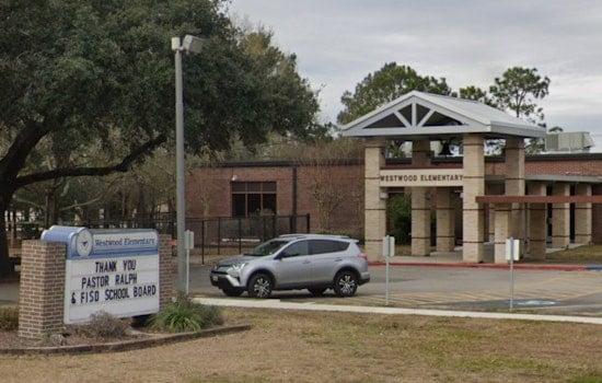 Mold Forces Friendswood ISD to Delay Westwood Elementary's Reopening