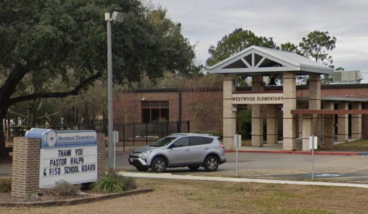 Mold Forces Friendswood ISD to Delay Westwood Elementary's Reopening