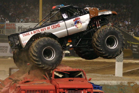 Monster Jam Freestyle Mania Crashes Into Orlando's Kia Center This Weekend