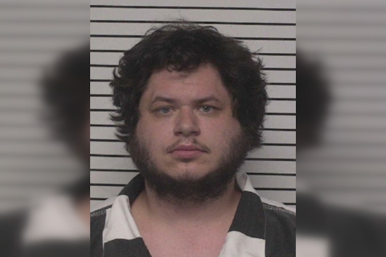 Mooresville Man Held Without Bond On 25 Felony Charges