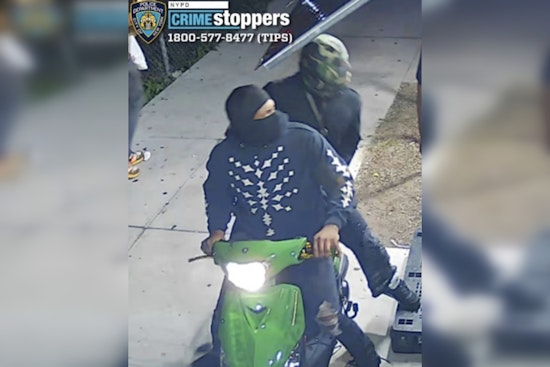 Moped Duo Strips Necklace Off Bronx Man on Jerome Avenue, NYPD Says