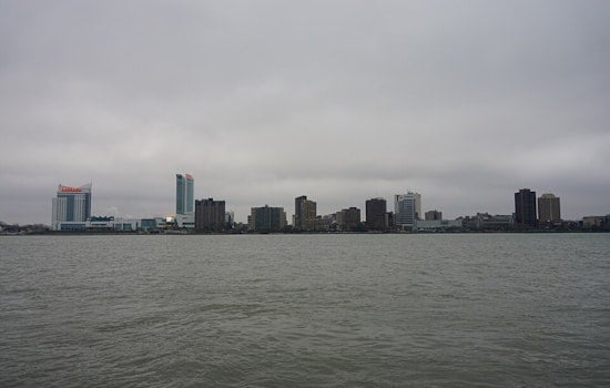Motor City Mugginess: Foggy Detroit Morning Sets Stage for Steamy Storms