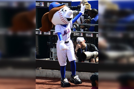 Mrs. Met Becomes First Female Mascot Voted Into Hall of Fame