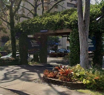 Naked Suspect Nabbed After Beating 63-Year-Old to Death at West Maui Resort