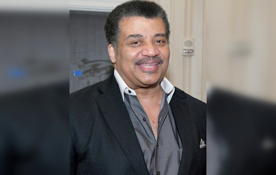 Neil deGrasse Tyson Brings Alien Life Hunt to Jacksonville’s Florida Theatre