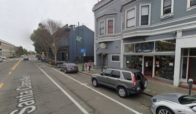 New Alameda Bar Mix Pairs Whiskey Highballs With Juicy Lucy Burgers