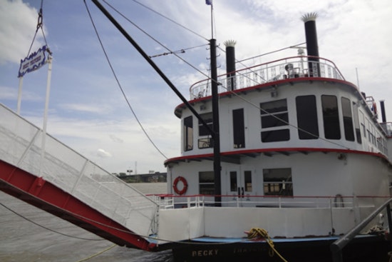 New Becky Thatcher Riverboat Docks at Gateway Arch, First in 40 Years