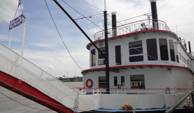 New Becky Thatcher Riverboat Docks at Gateway Arch, First in 40 Years