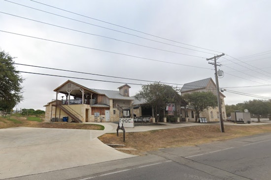 New Braunfels’ Villa in Gruene Reborn as Duesy’s Tavern With Big Sports-Bar Makeover