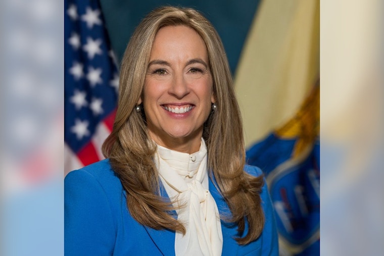 New Jersey Makes It a Crime to Block Abortion or Trans Care Clinics