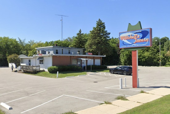 New Northwest Side Pub Plans Karaoke, Pool Tables — But Owner's Past Raises Flags